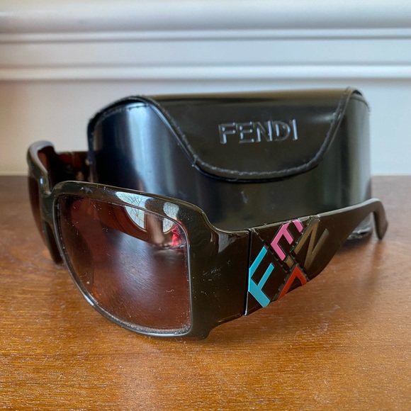 Fendi Square Frame Sunglasses - Picture 1 of 6